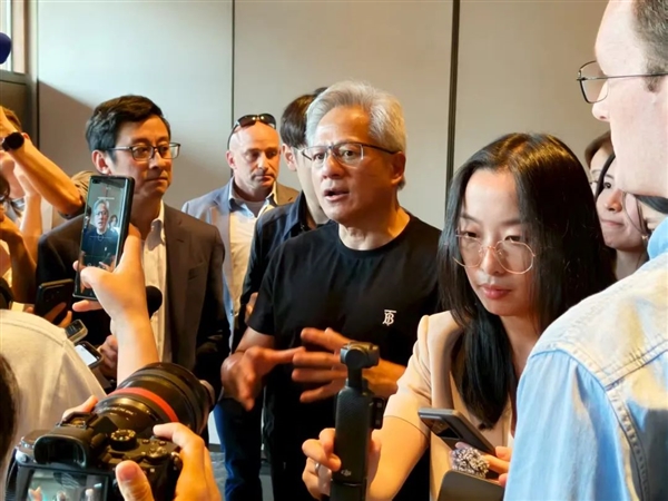 黄仁勋：财务自由30年后 我没有梦想