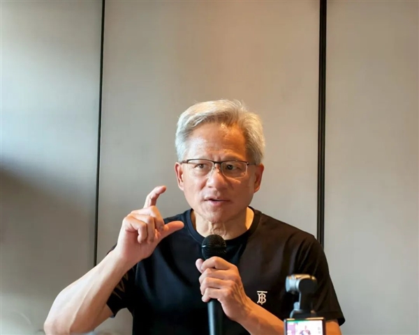 黄仁勋：财务自由30年后 我没有梦想