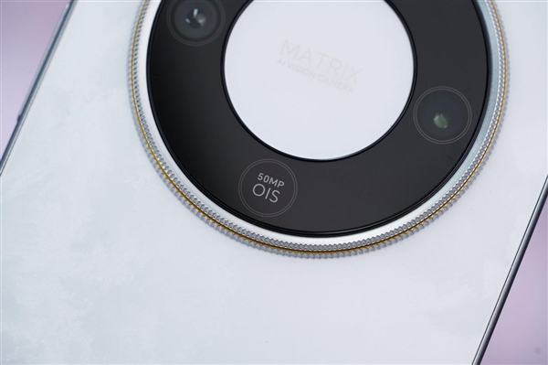 史上最大电池手机！荣耀X70图赏