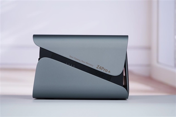 四盘位NAS天花板！极空间Z4Pro+性能版图赏