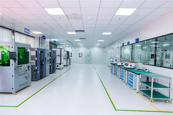 合作近十年 推动国产屏！小米xTCL华星创新显示联合实验室二期揭幕