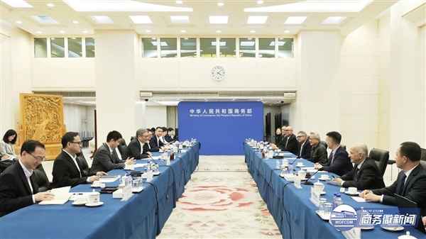 商务部部长会见黄仁勋：希望英伟达提供可靠产品服务